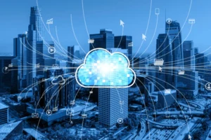 Cloud computing adalah model penyediaan layanan IT yang memungkinkan pengguna untuk mengakses dan menggunakan sumber daya komputasi seperti server, penyimpanan, database, jaringan, perangkat lunak, dan layanan lainnya melalui internet. Layanan ini biasanya disediakan oleh penyedia layanan cloud (CSP) seperti Amazon Web Services (AWS), Microsoft Azure, dan Google Cloud Platform (GCP).